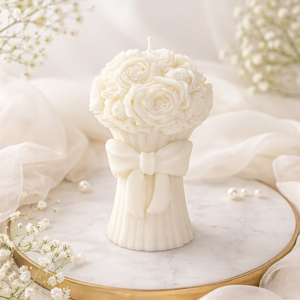 świeca sojowa w kształcie bukietu róż