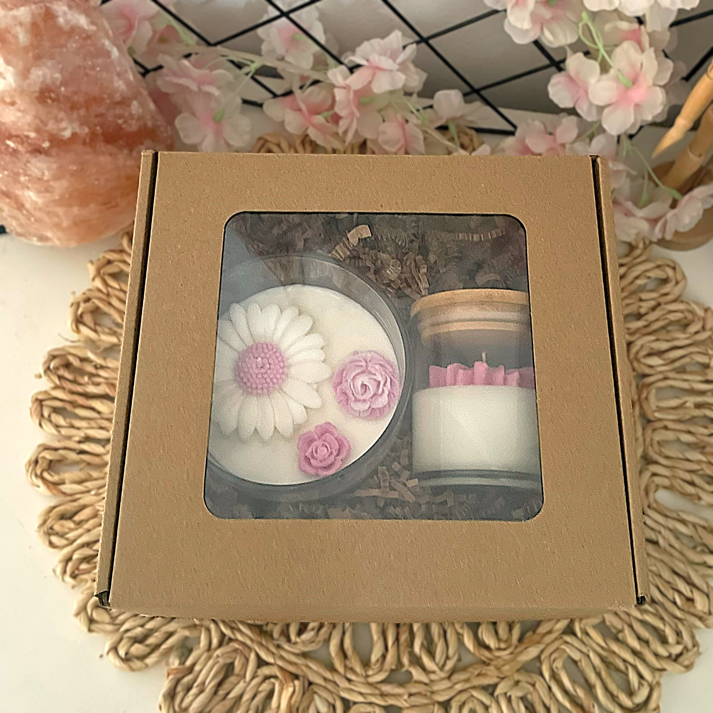 Świece sojowe z kwiatami - zestaw prezentowy różowy - obrazek 3