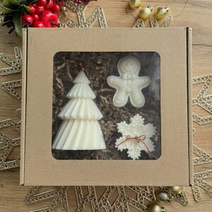 Świąteczny zestaw świec sojowych w pudełku prezentowym ze wstążką