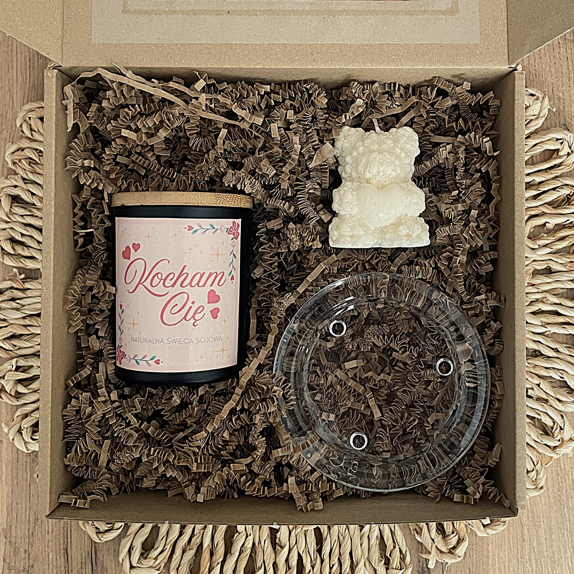 Walentynkowy zestaw świec sojowych „Kocham Cię” – prezent dla niej